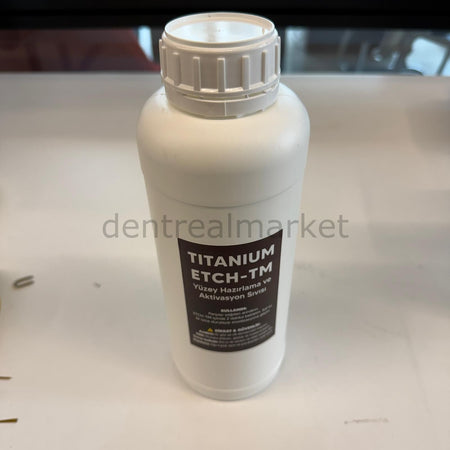 Dentreal Titanium Surface Preparation and Activation Liquid 1 L